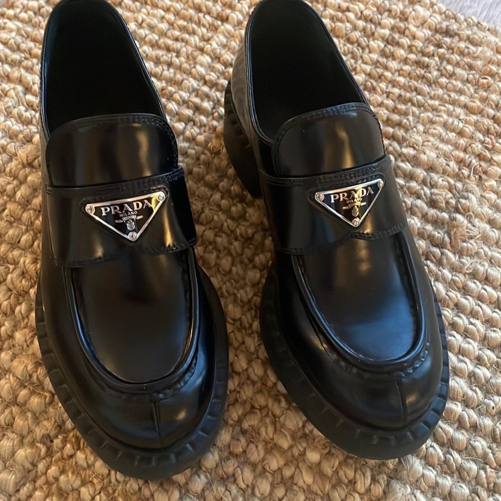 Chocolate brushed leather loafers SIZE 37 - BLACK